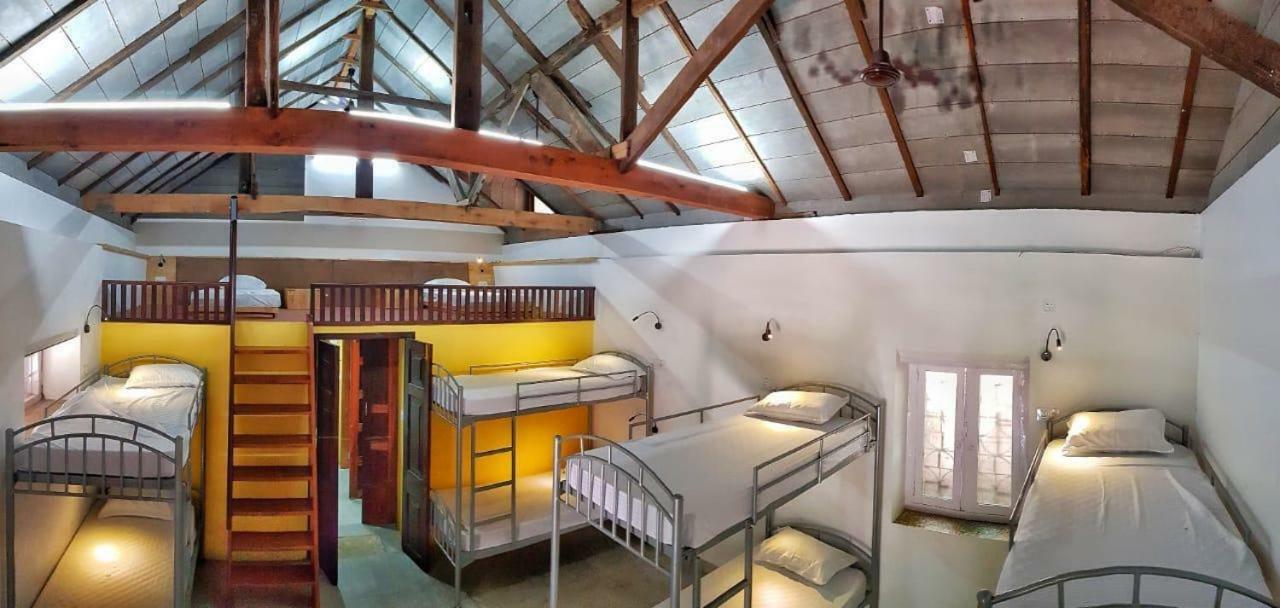 Design Ashram Hostel Kozhikode Exterior photo